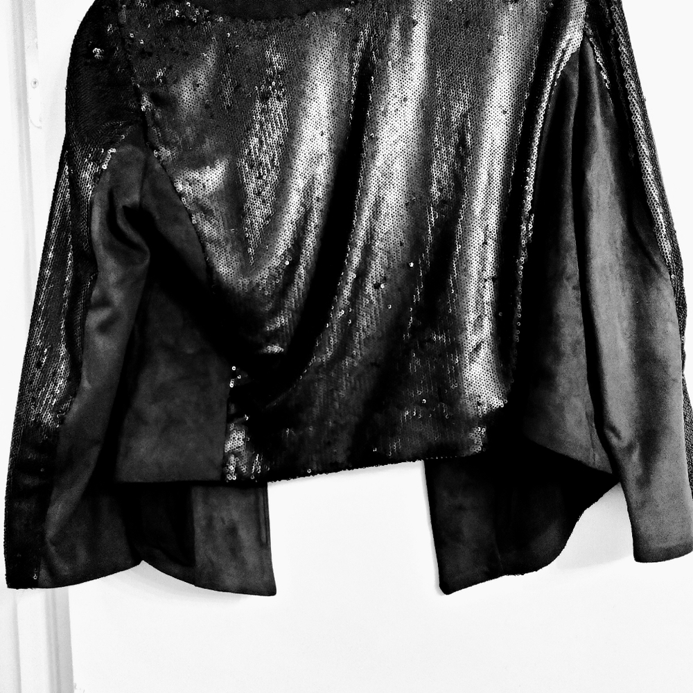 Black Sequence And Suede Jacket Size Small By Ant… - image 2